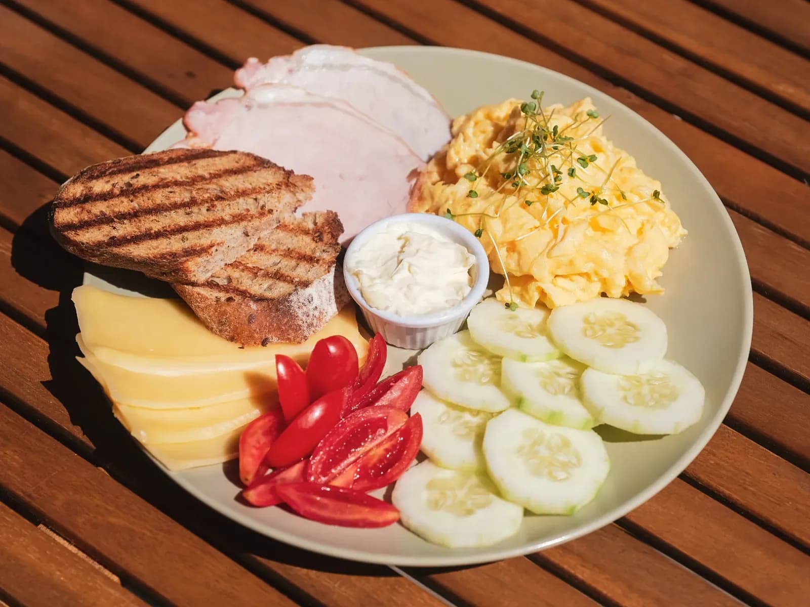 Сербский завтрак