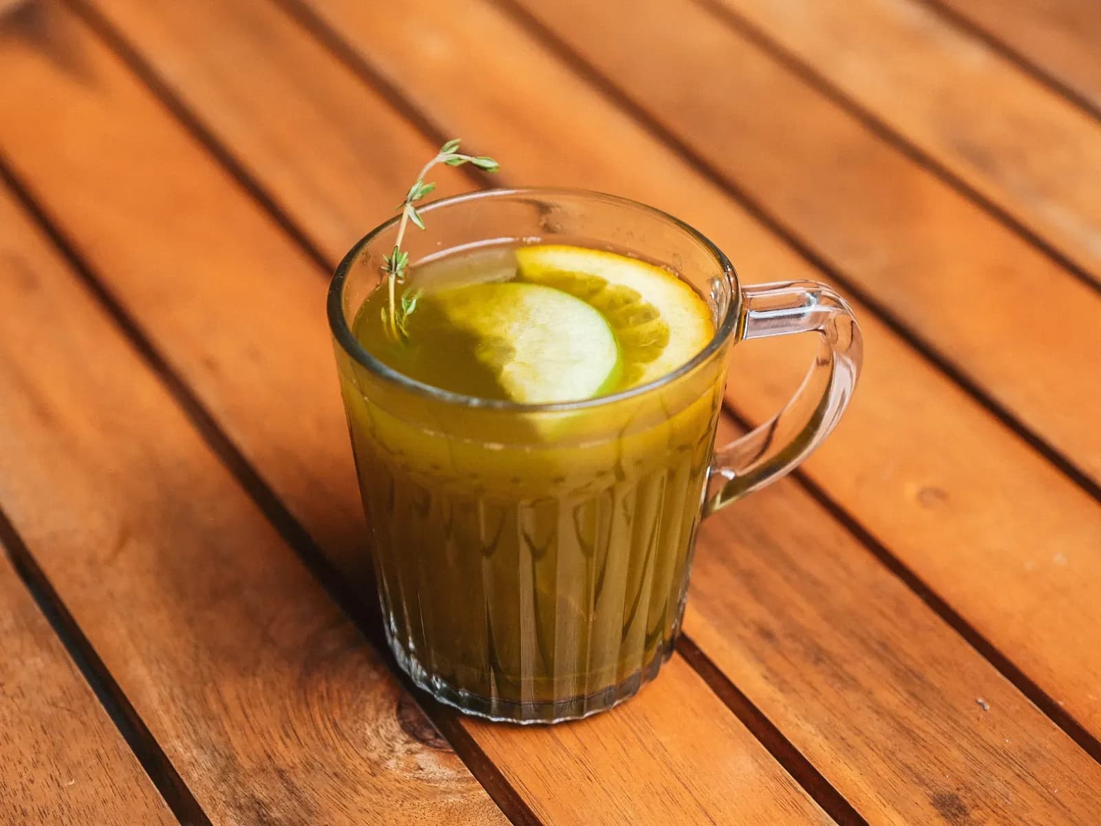 Матча яблоко